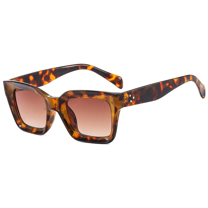 Dame oversized solbrille med markant design Luvikno