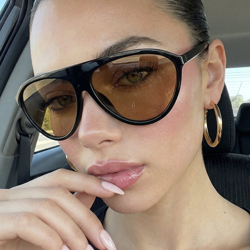 Damer Sportslig Solbrille med moderne beskyttelsesdesign Luvikno