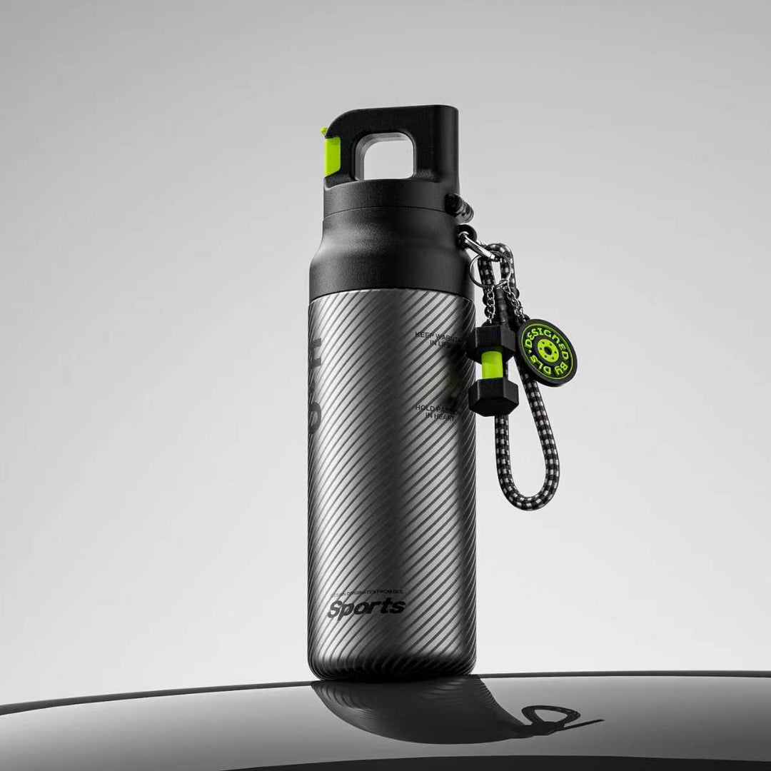 Damer Sporty Vannflaske med innovativ lukking Luvikno