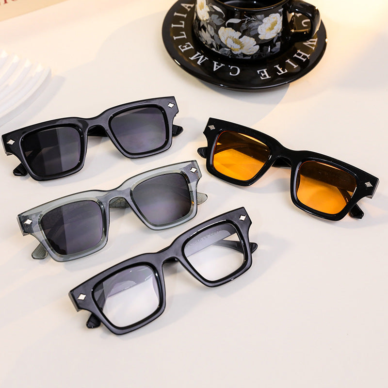 Dame moteriktig lesebrille med ergonomisk design Luvikno