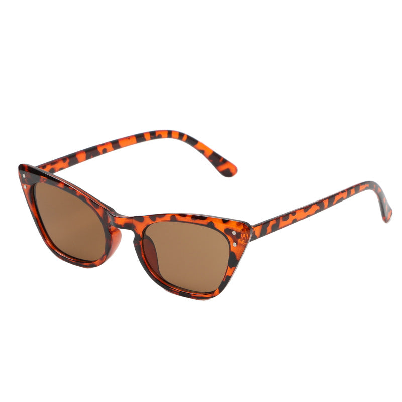 Dame cat-eye-solbriller med UV-beskyttelse og elegant design Luvikno