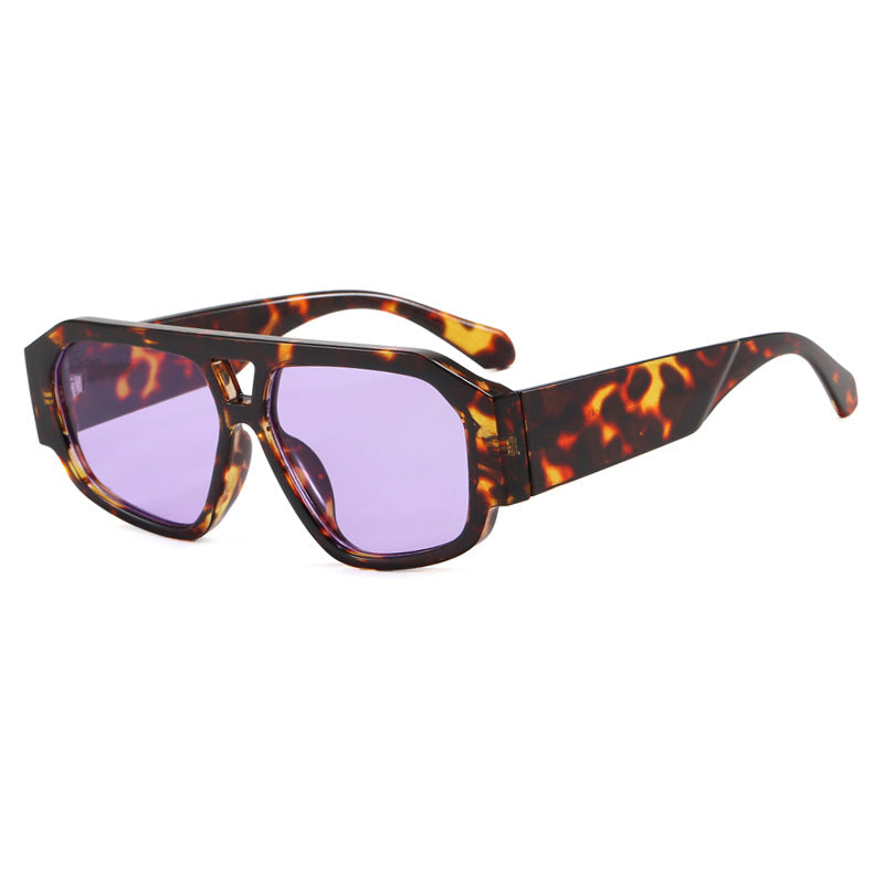 Dame solbrille med iøynefallende oktagon-design og UV-beskyttelse Luvikno
