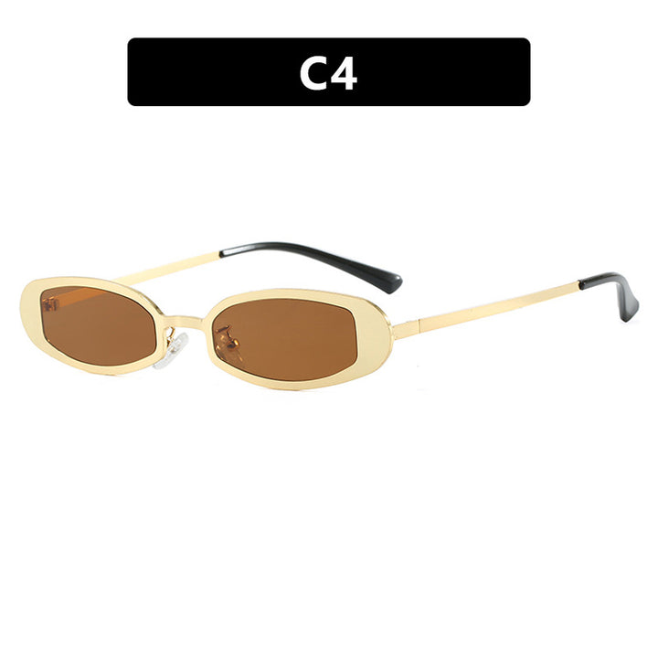 Dame moteriktig brille med elegant metallramme og fine aksenter Luvikno