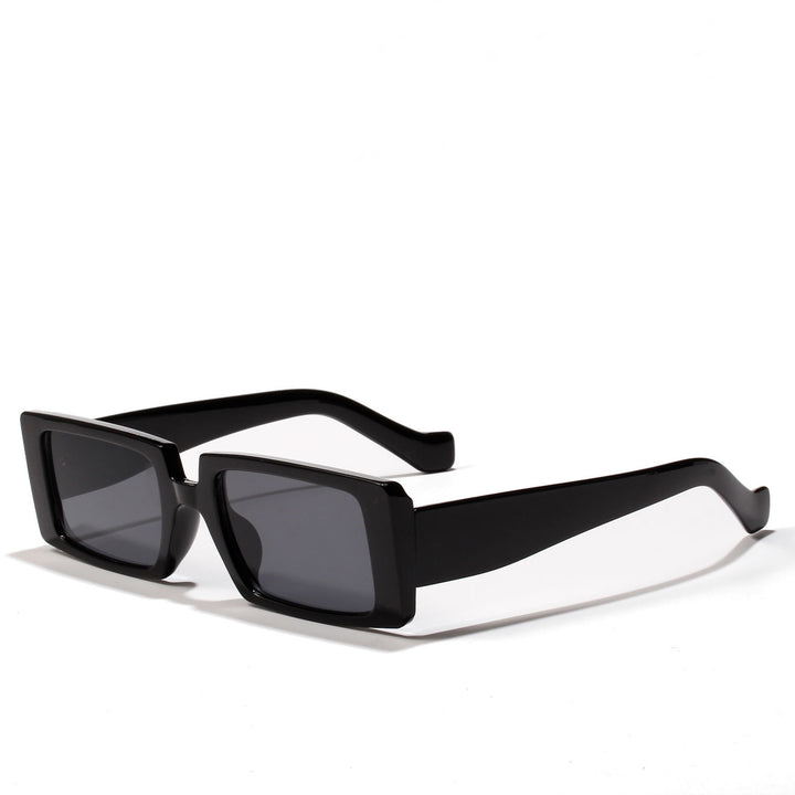 Dame oversized solbriller med moderne ramme Luvikno