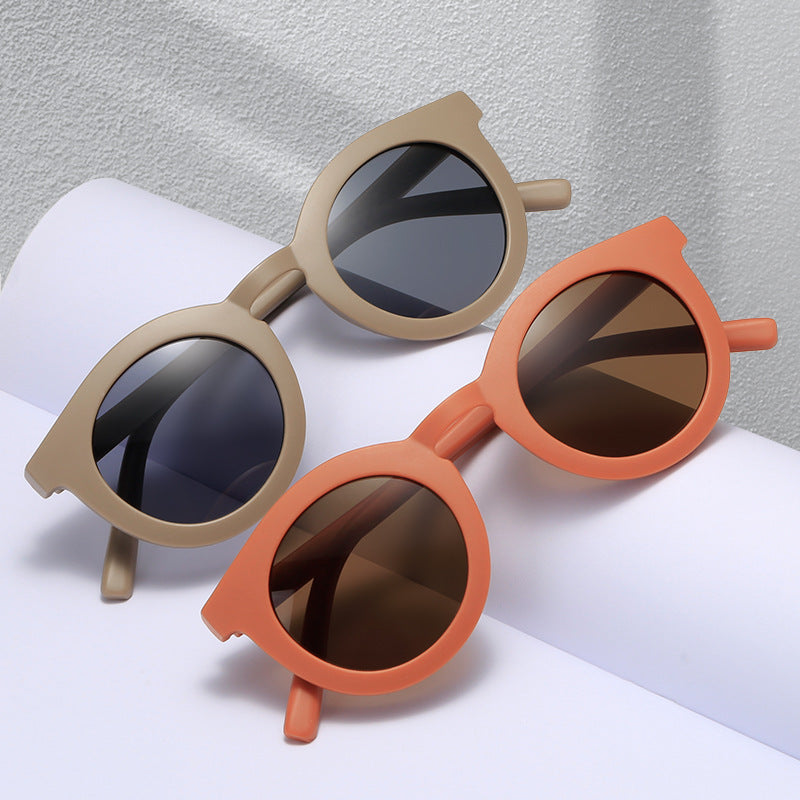 Dame runde solbriller med moderne design og UV-beskyttelse Luvikno