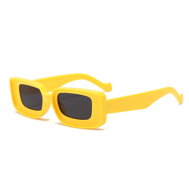 Dame moteriktig firkantet solbrille med innovativt design Luvikno