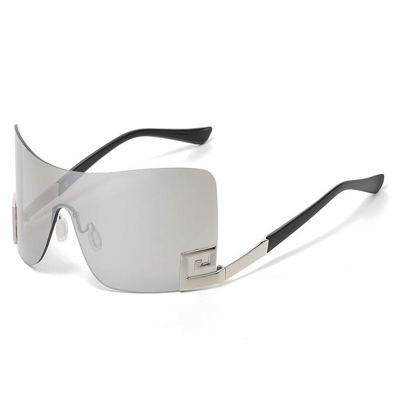 Dame Oversized Shield-solbrille med ekstravagant design Luvikno