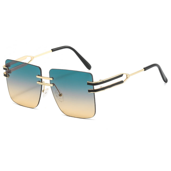 Dame mote solbrille med ekstravagant ramme og delikate detaljer Luvikno