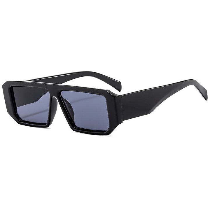 Dame moteriktig solbrille i iøynefallende geometrisk design Luvikno