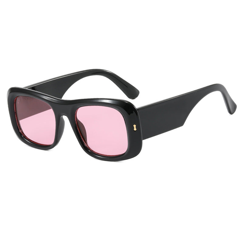 Damen kvadratisk solbrille med refleksjonsbeskyttende linser og moderne ramme konstruksjon Luvikno