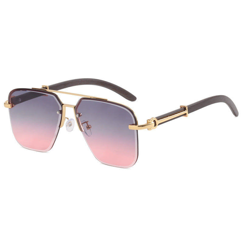 Dame Stilig Solbrille i elegant metallramme Luvikno