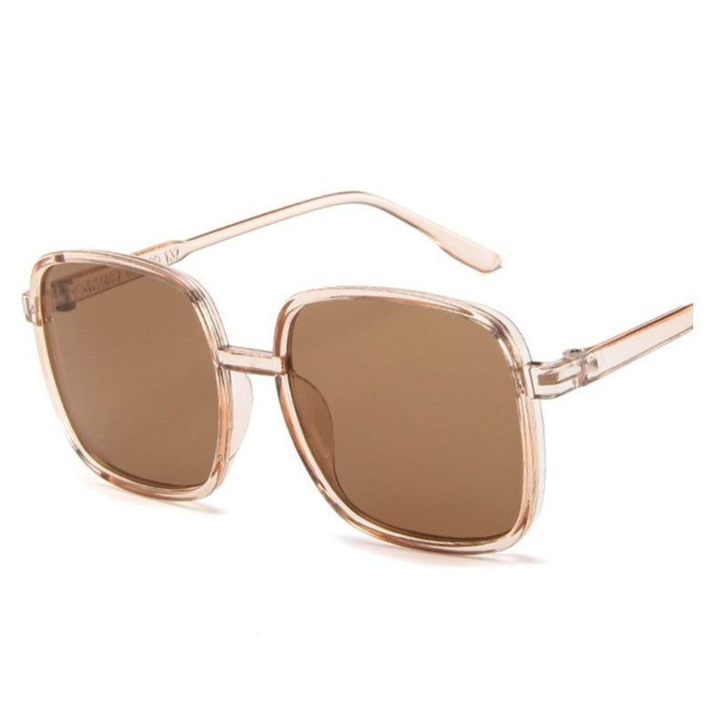 Dame kvadratisk solbrille med brune glass og moderne ramme Luvikno