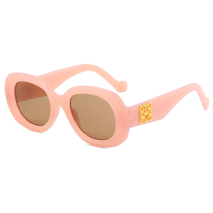 Dame moteriktig vintage-solbrille med spesielle dekorasjoner Luvikno