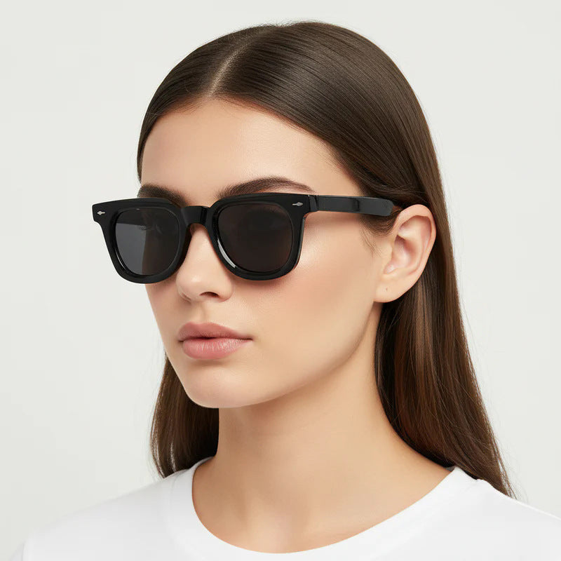 Dame Motedes Solbriller i elegant Retro-stil Luvikno