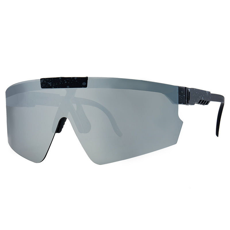Dame Sport-solbrille i moderne design med store glass Luvikno