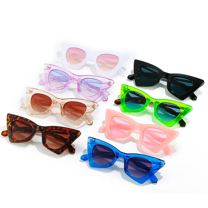 Dame Cat-Eye solbriller med elegante designelementer Luvikno