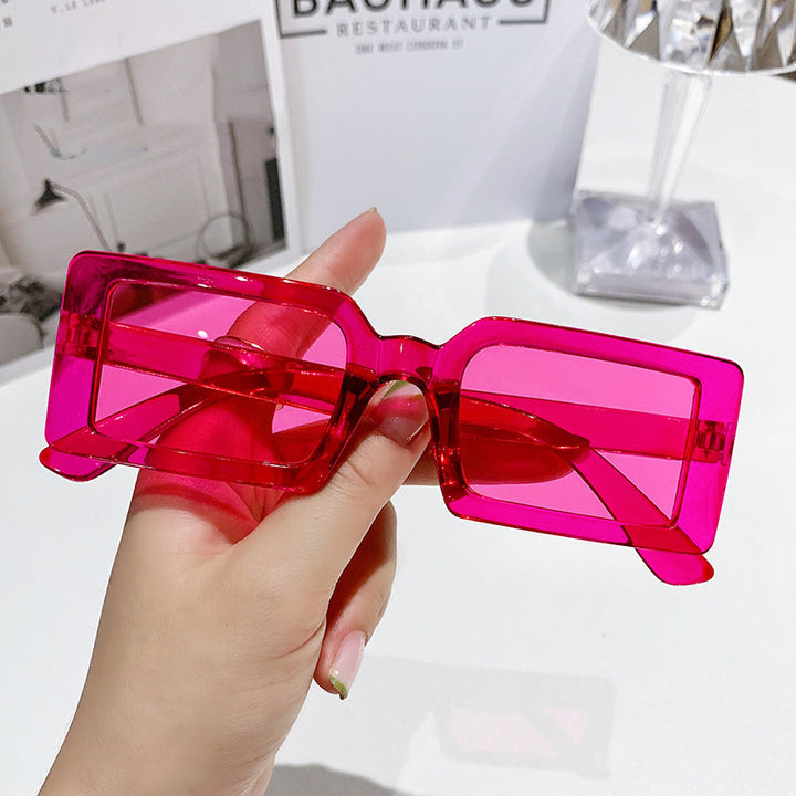 Dame trendy kvadratisk solbrille med polarisert glass Luvikno