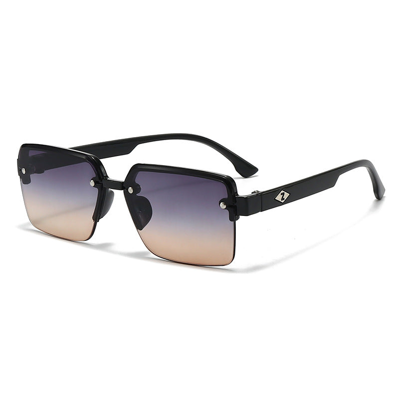 Dame moteriktig kvadratisk solbrille med polariserende glass Luvikno