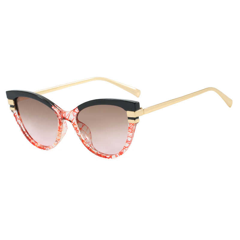 Damer Cat-Eye solbrille med elegante metallakenter Luvikno