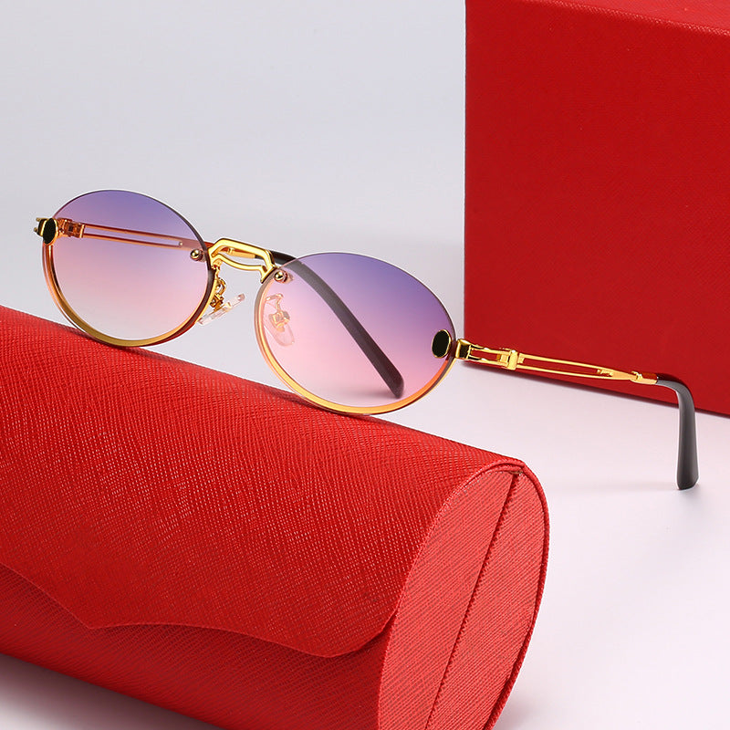Dame moteriktig solbrille med filigran metallramme og stilleggende design Luvikno