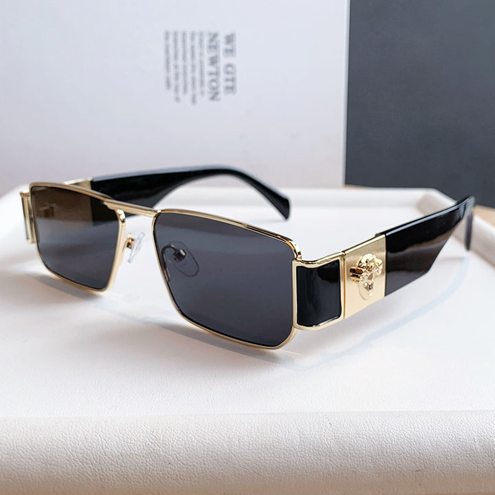 Dame Designer-solbrille med luksuriøs inn ramme og trendy snitt Luvikno