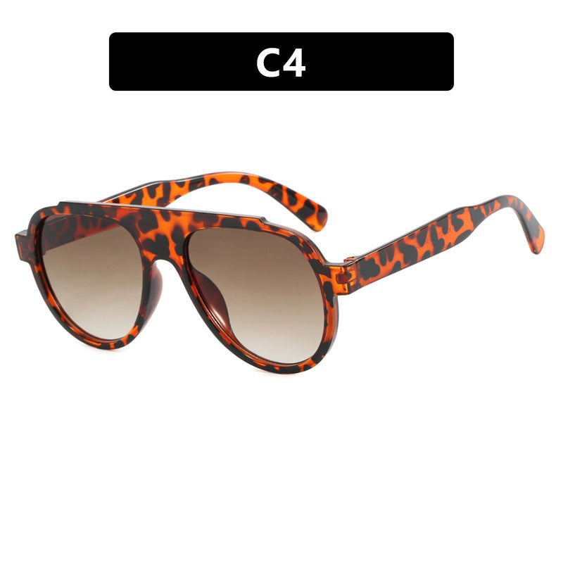 Dame Vintage-stil solbriller med elegant plastikkarm i leopardmønster Luvikno