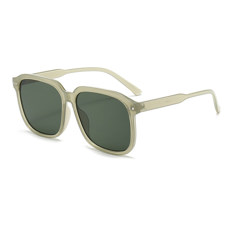 Dame Kvadratisk Solbrille med robust ramme og UV-beskyttelse Luvikno
