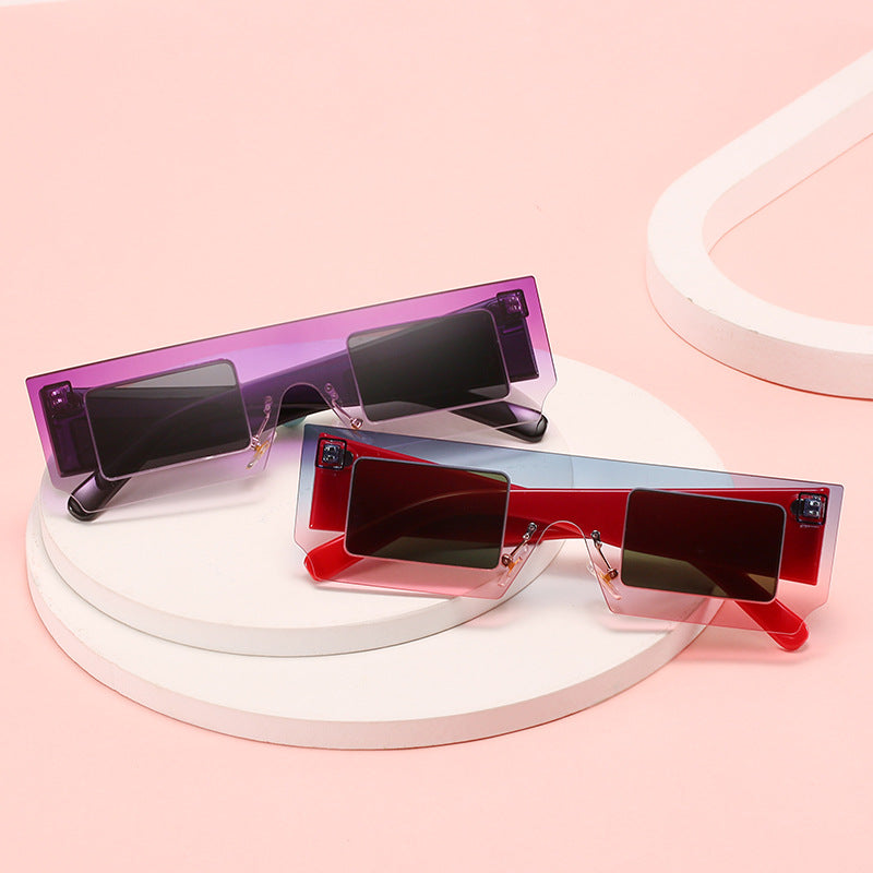 Unisex moteriktig solbrille Luvikno