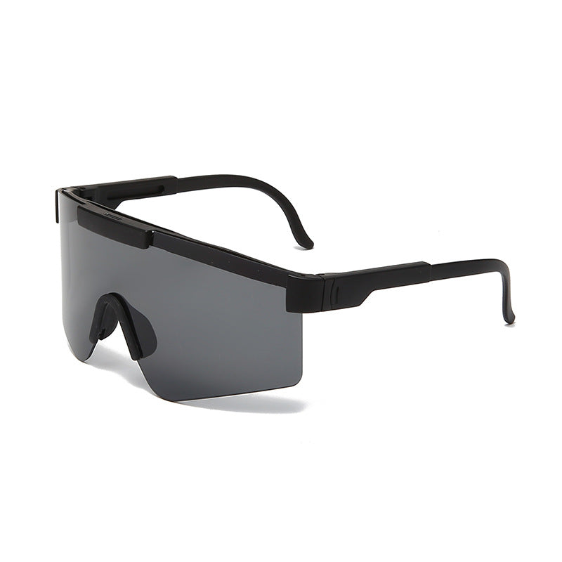 Dame Sport-solbrille med futuristisk design Luvikno