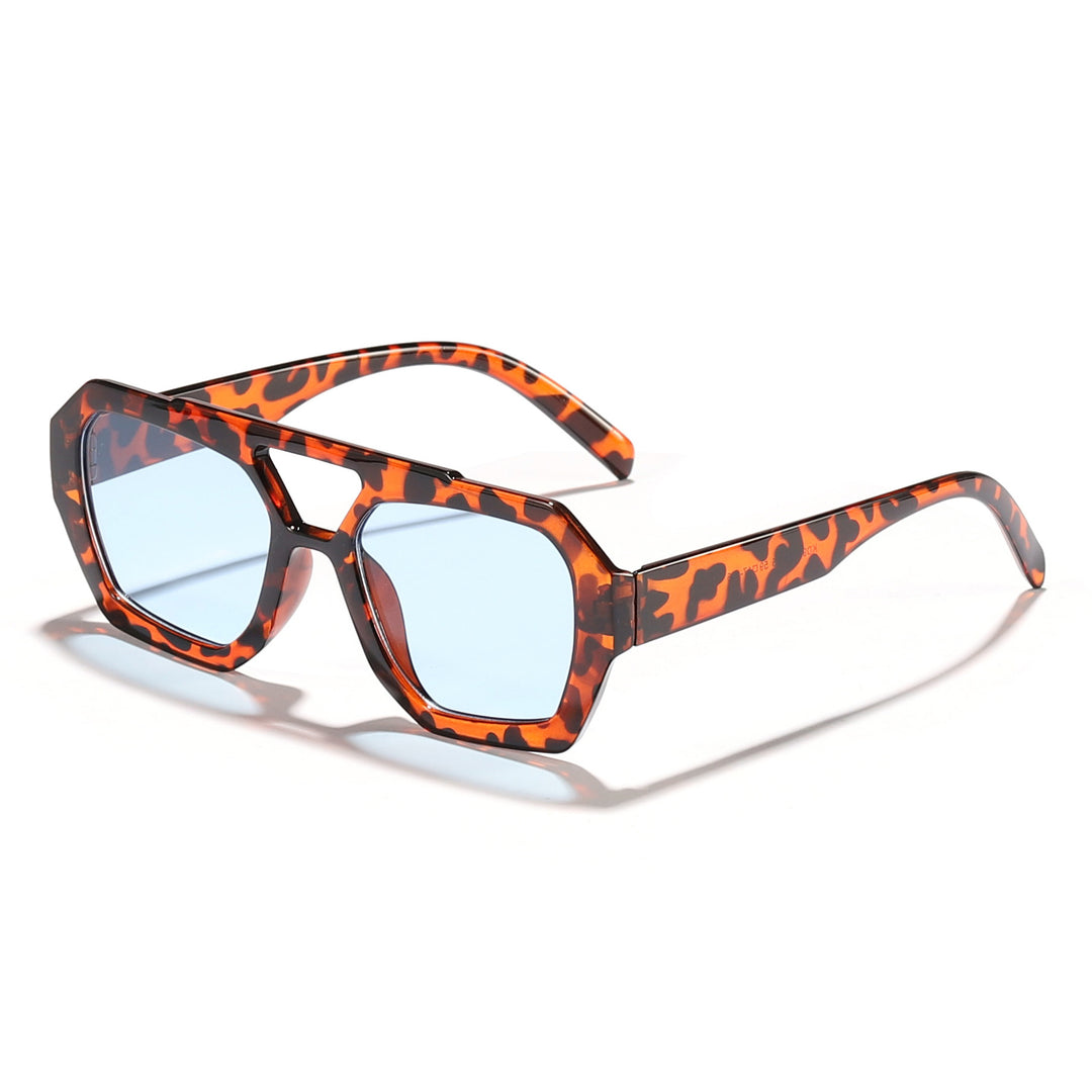 Dame moteriktig solbrille i eksklusiv oktagon-design Luvikno