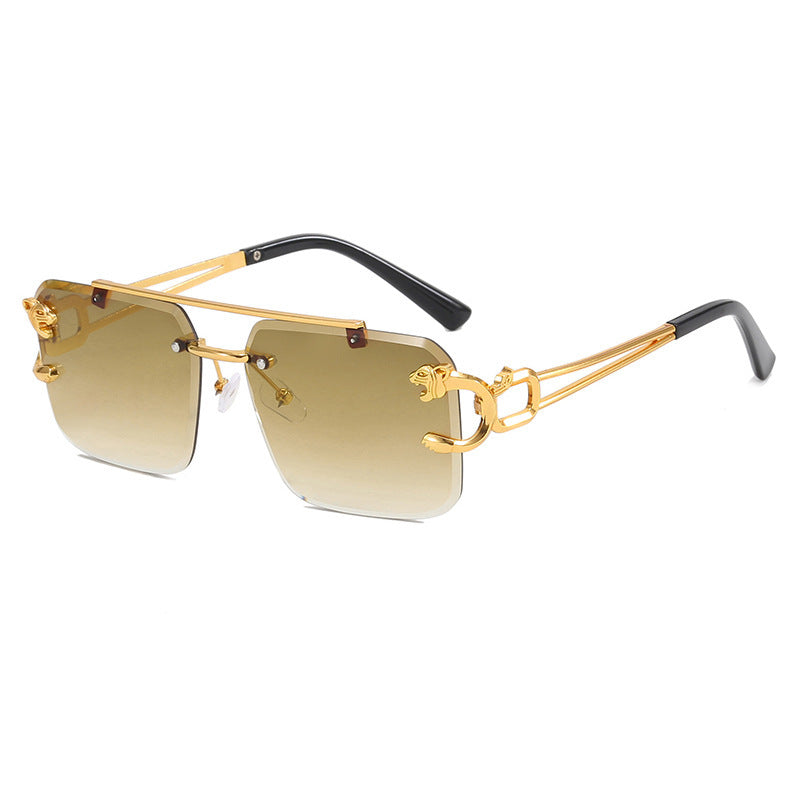 Dame kvadratisk solbrille med elegante dekorative detaljer Luvikno
