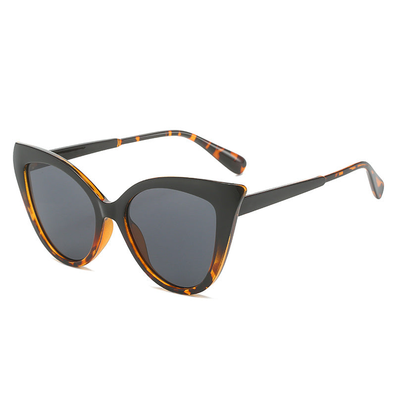 Dame cat-eye solbriller med stilfull ramme og UV-beskyttelse Luvikno
