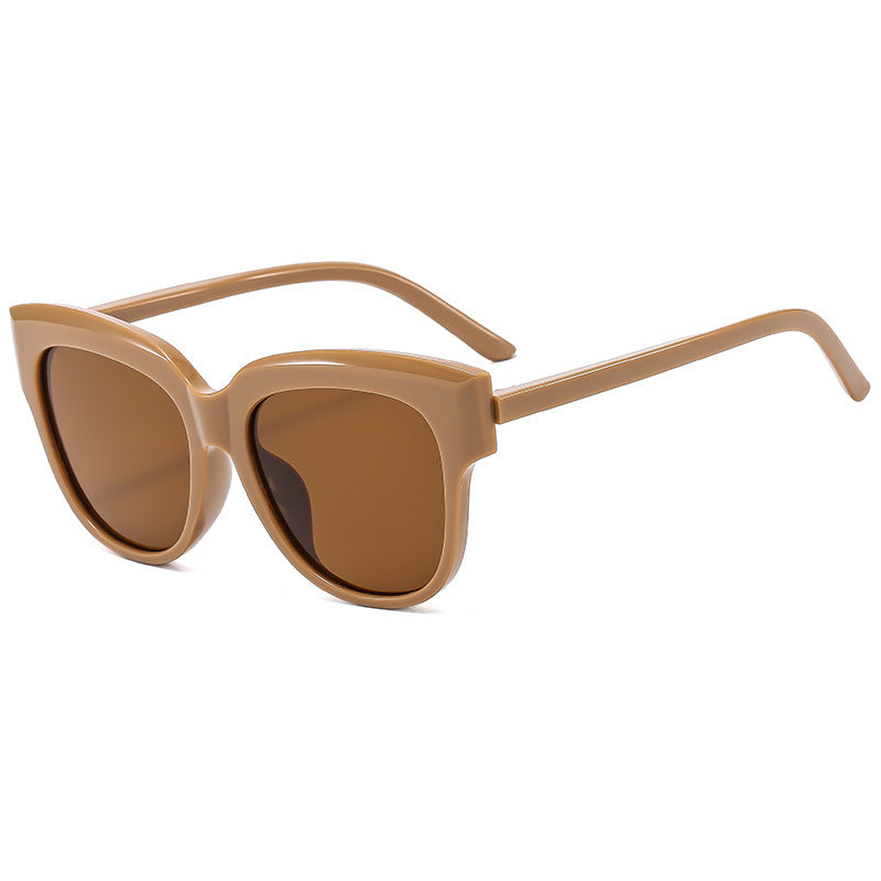 Damer Modische Cat-Eye Solbriller med trendy plastikkramme Luvikno
