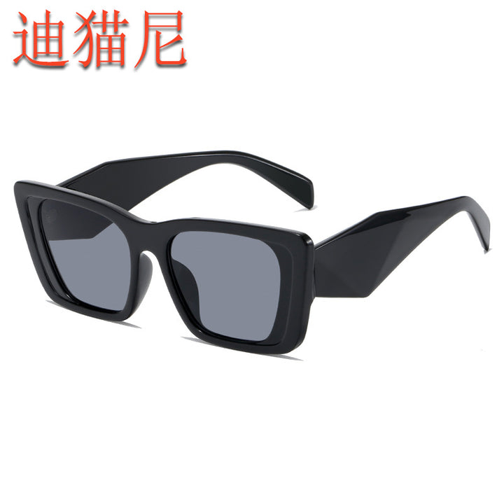 Dame moteriktig solbrille i avantgarde-stil Luvikno