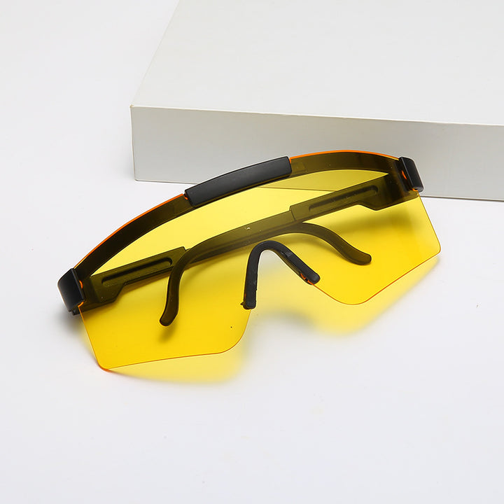 Dame Sport-solbrille med futuristisk design Luvikno