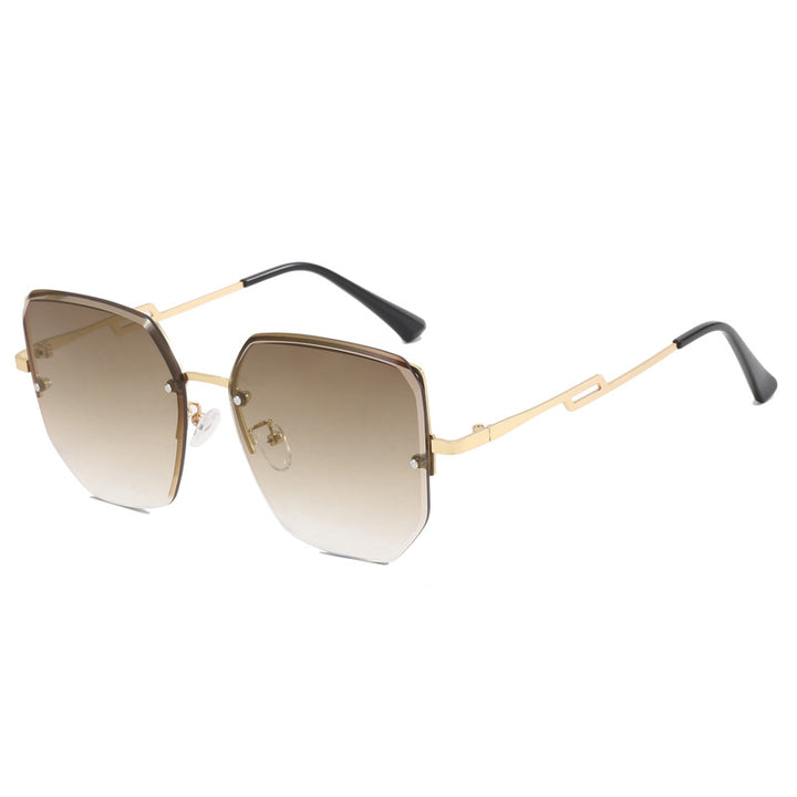 Dame geometrisk designer-solbrille med speilende linser Luvikno