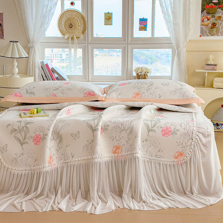 Dame Elegant og dekorativ sengeteppe-sett med lyst blomsterdesign Luvikno