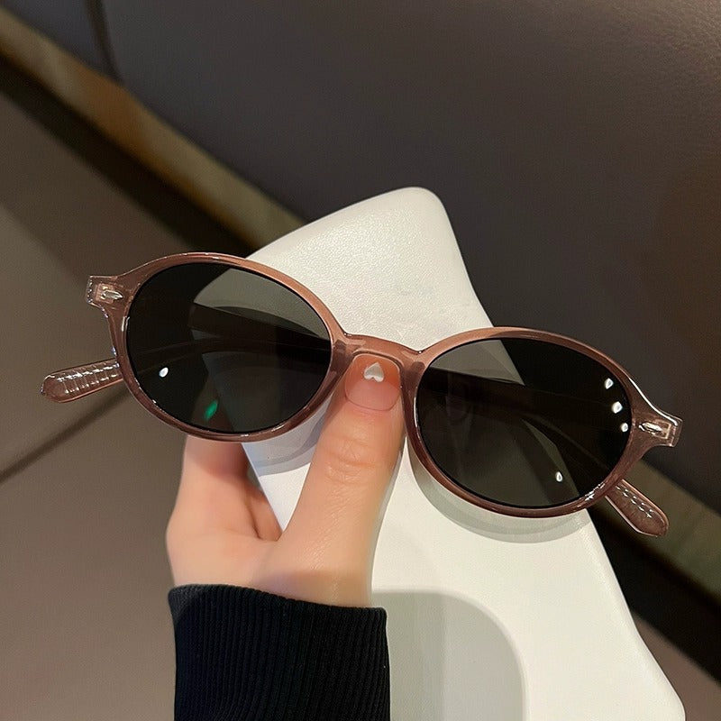 Dame modische solbrille i elegant ovaldesign Luvikno