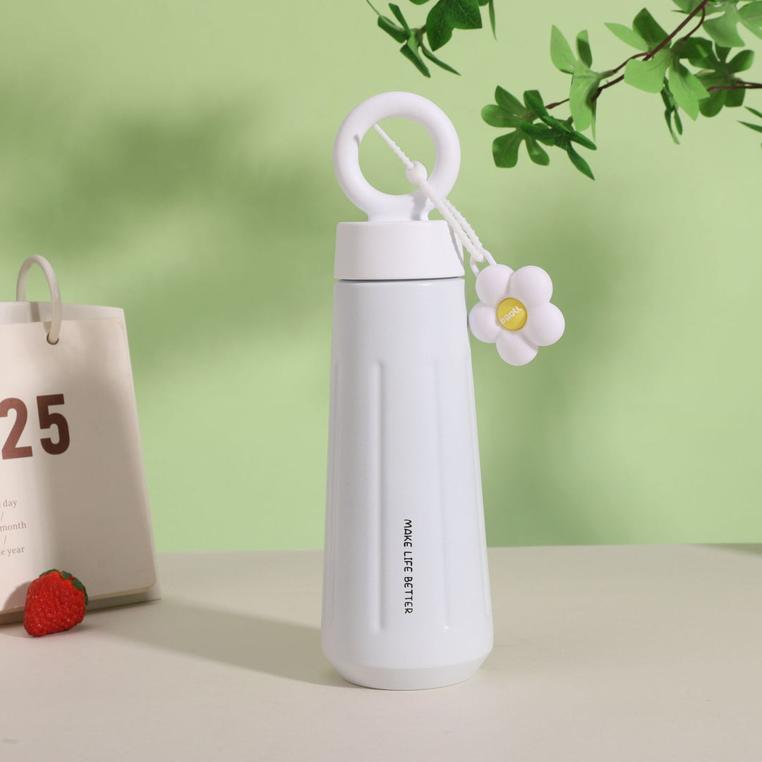 Dame stilige plastflaske med Charm Luvikno