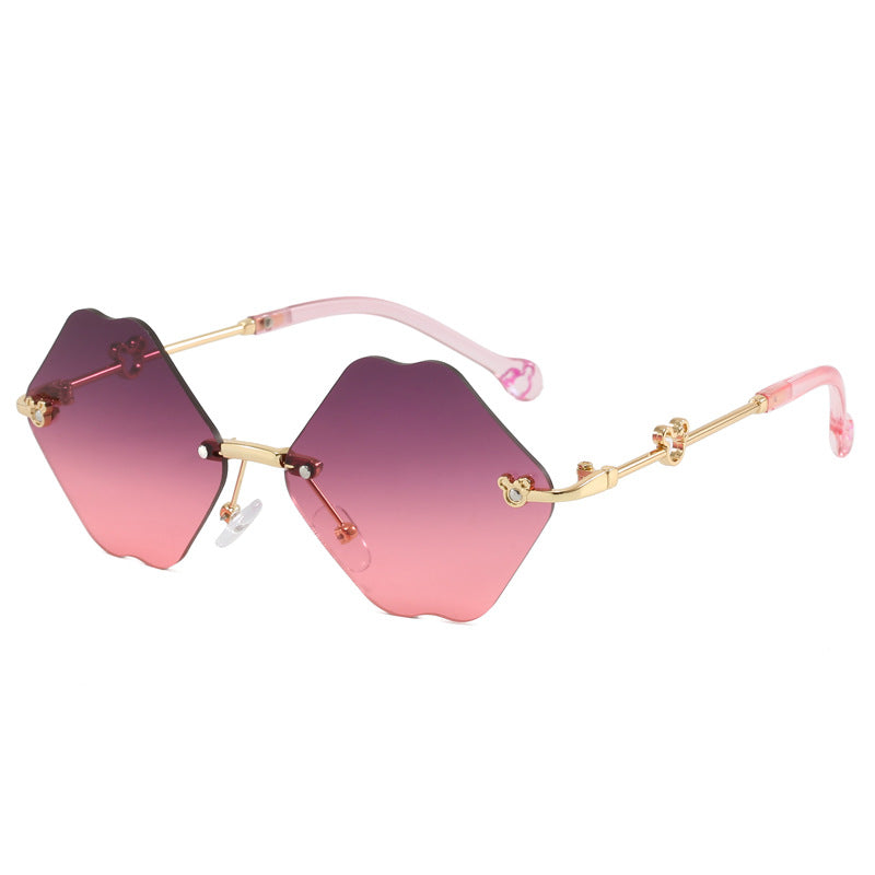 Dame geometrisk oversized solbrille med detaljerte, luksuriøse rammer Luvikno