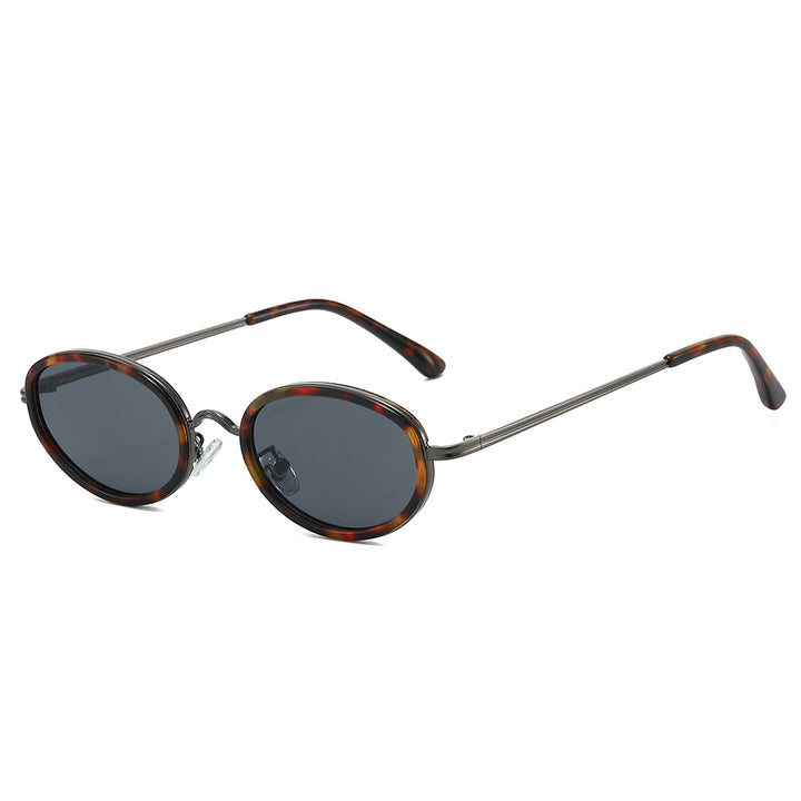 Dame moteriktig solbrille med høy kvalitet ramme og runde glass Luvikno