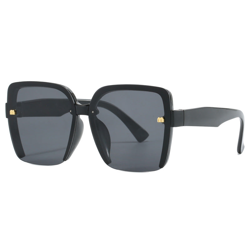 Dame oversized solbriller med stilig, moderne ramme Luvikno
