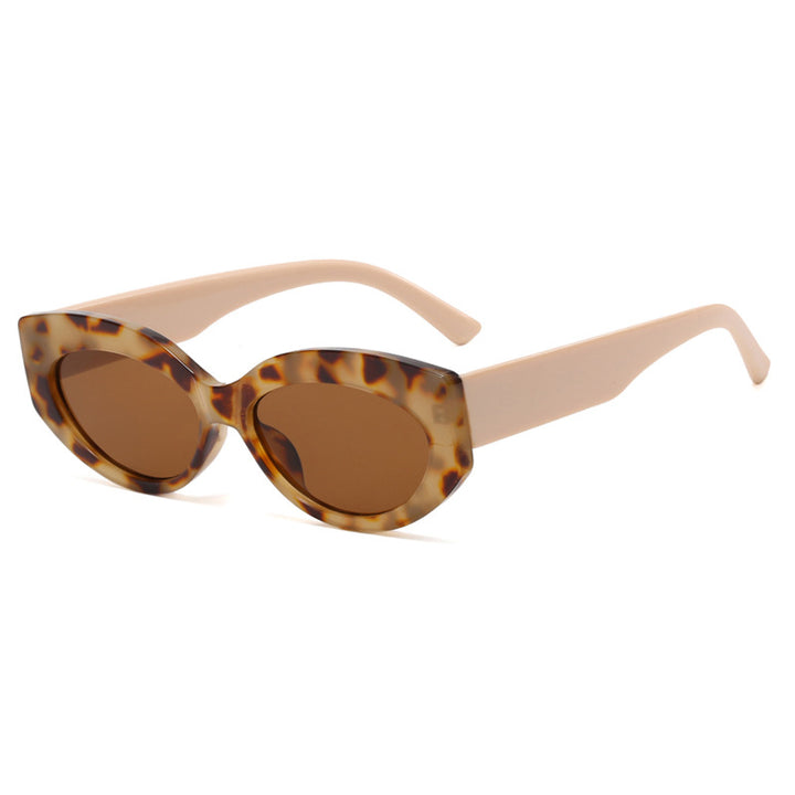 Dame Cat-Eye solbriller i stilfullt plastdesign Luvikno