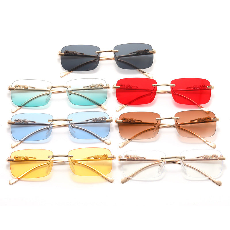 Dame designer solbrille med fin metallramme og luksuriøse detaljer Luvikno