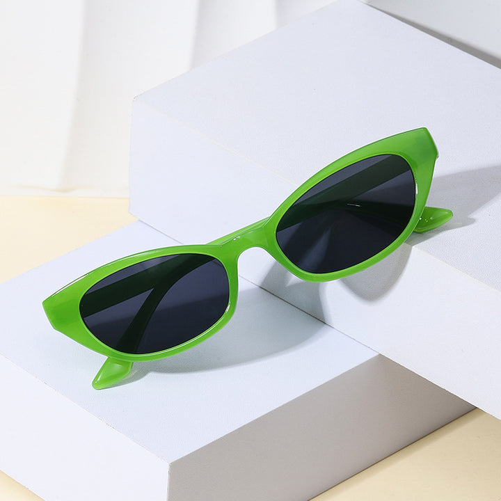 Dame cat-eye solbriller med moderne design og UV-beskyttelse Luvikno
