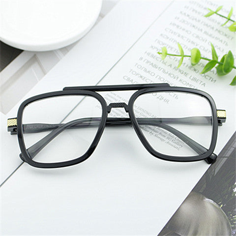 Damen moderne solbrille med kvadratisk ramme Luvikno