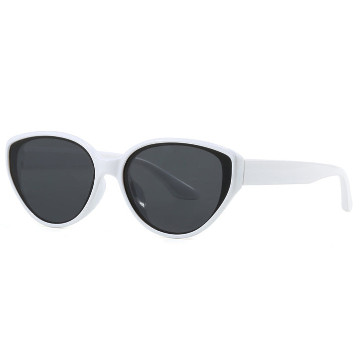 Dame Cat-Eye solbriller med moderne design Luvikno
