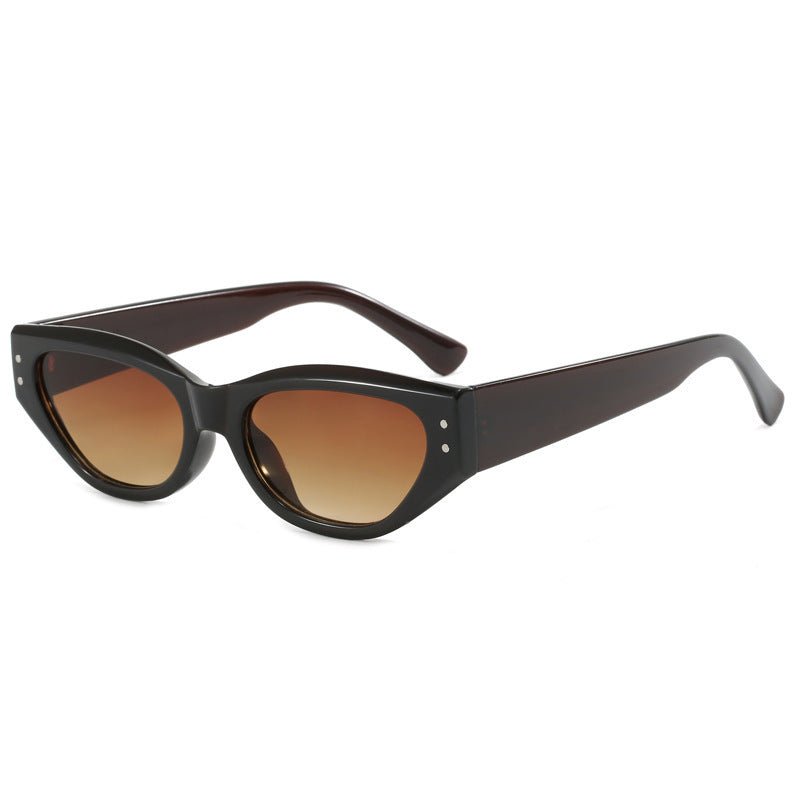 Dame moteriktig solbrille i trendy Cat-Eye stil Luvikno