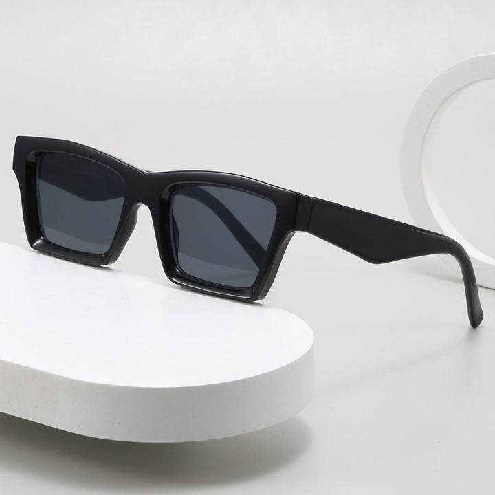 Dame trendy solbriller med bred ramme Luvikno