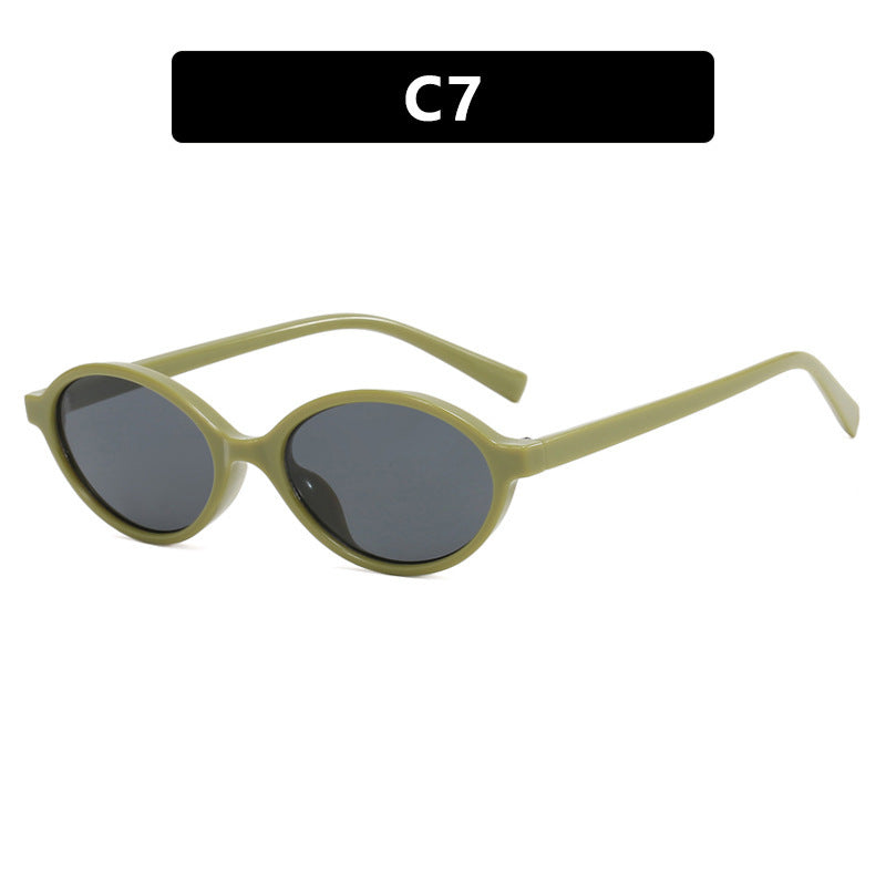 Dame moteriktig solbrille med unikt ovalt design Luvikno